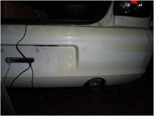 Instalando Sensor de Estacionamento em Fiesta MK5 072110_0029_instalandos8